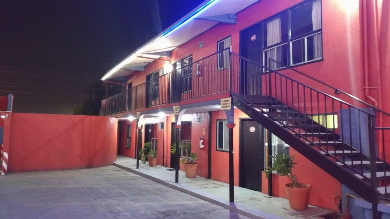 Motel Agora Ensenada Eksteriør billede