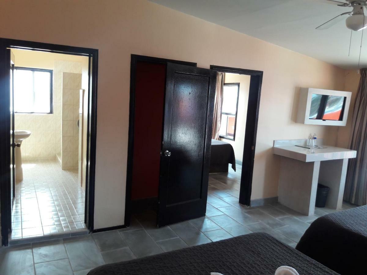 Motel Agora Ensenada Eksteriør billede