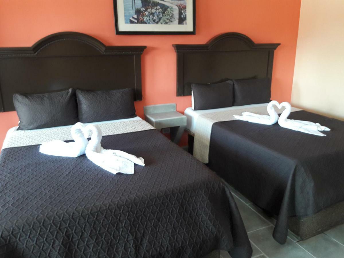 Motel Agora Ensenada Eksteriør billede